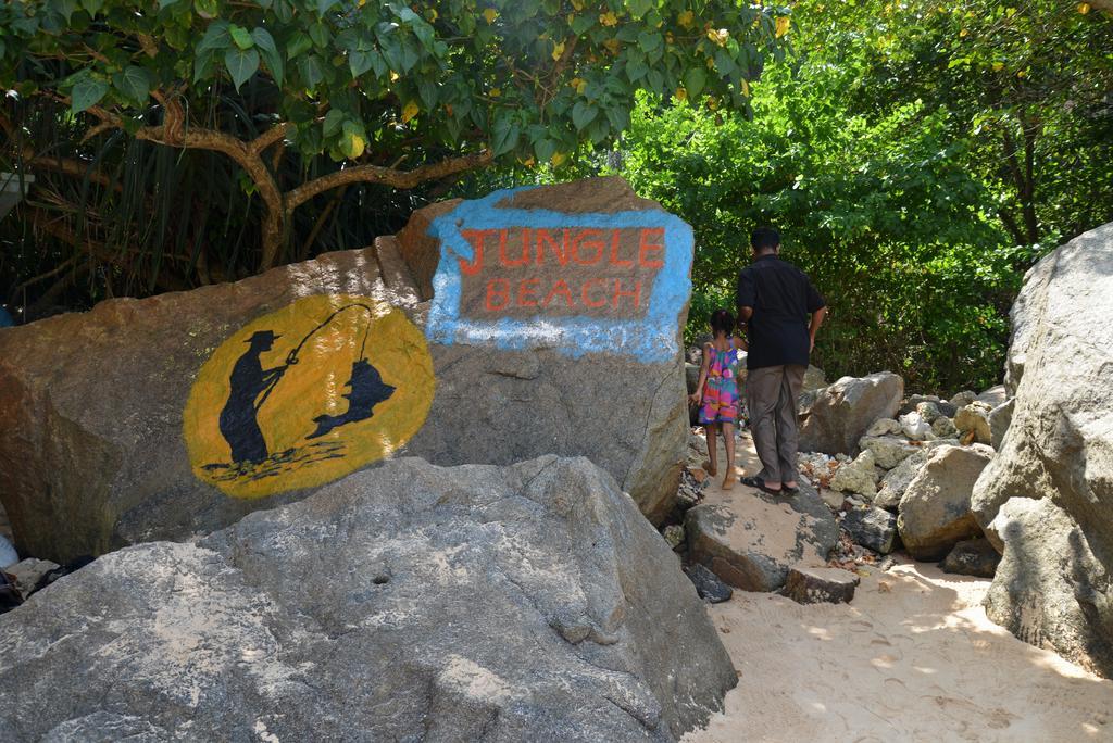 Jungle Beach Hostel Unawatuna Exterior foto